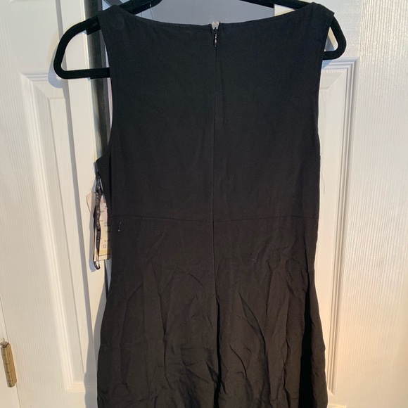 Formal black dress - Picture 5 of 8